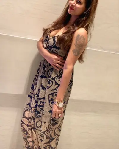 Sadabad Escort